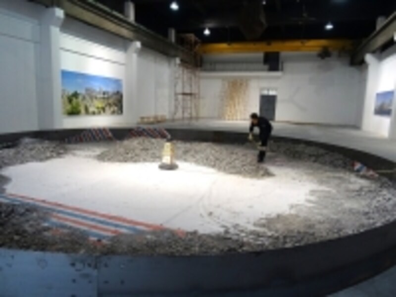 セシル・アンドリューundefined作品制作風景