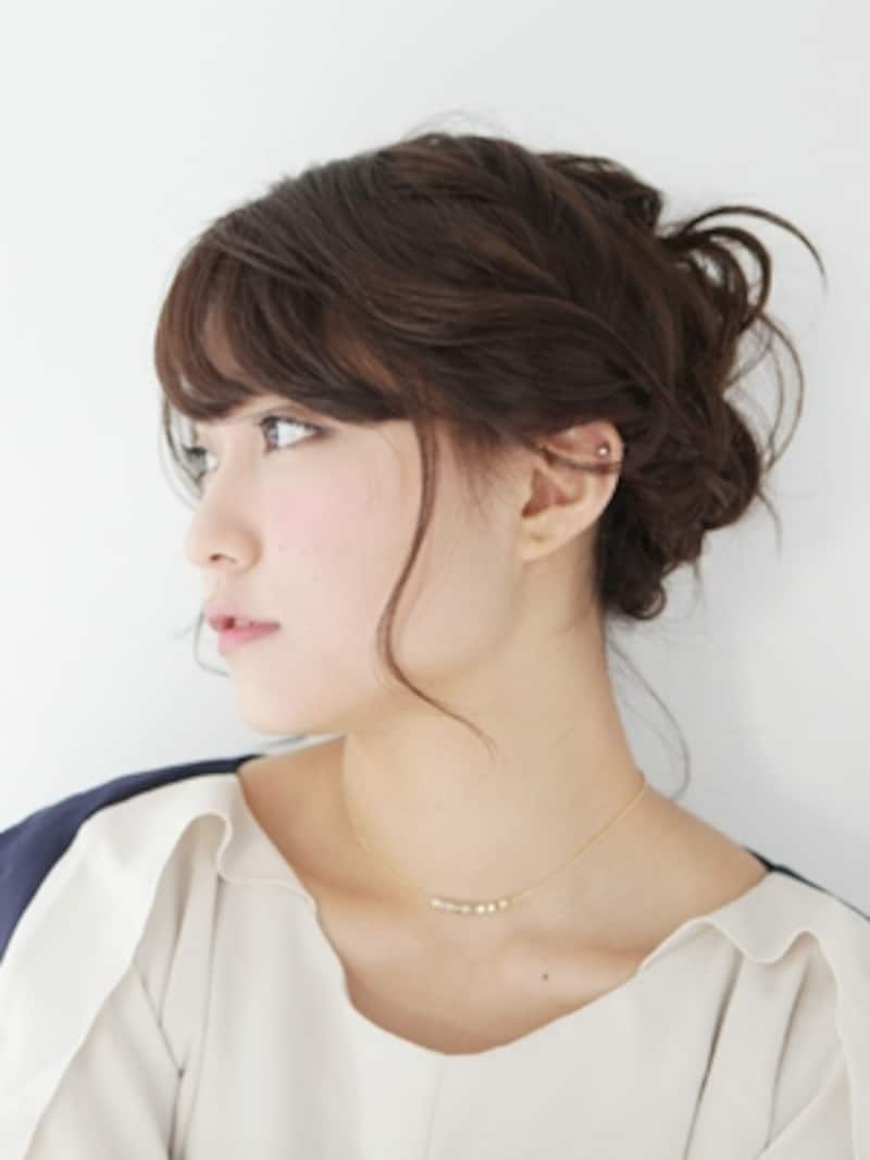 簡単で崩れにくい編み込みヘアアレンジ・サイド