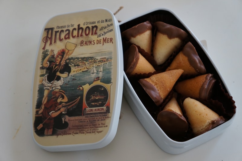 デュネットundefined(缶入り)650円