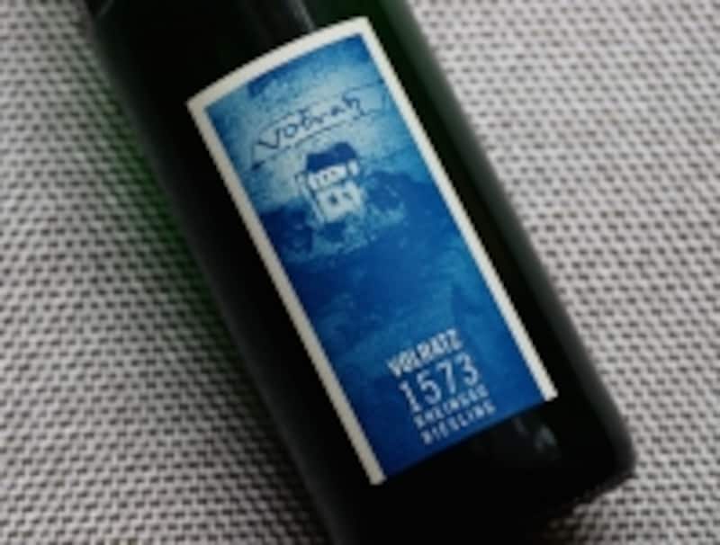 ご紹介のアイテムはこれのひとつ上級品で、白いラベルです