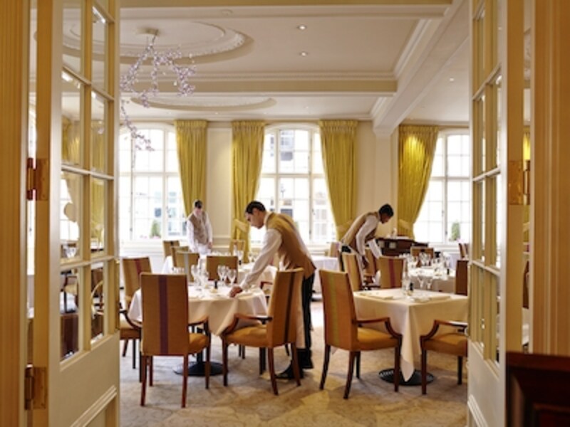 DiningroomTheGoring