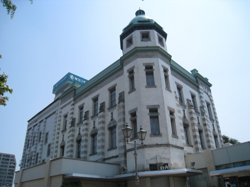 大正時代に建てられた、埼玉りそな銀行川越支店（旧八十五銀行本店本館）。