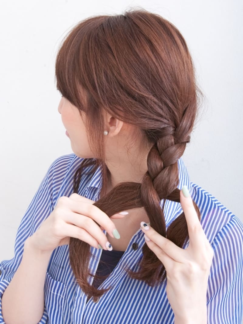 みつ編みはややきつめに