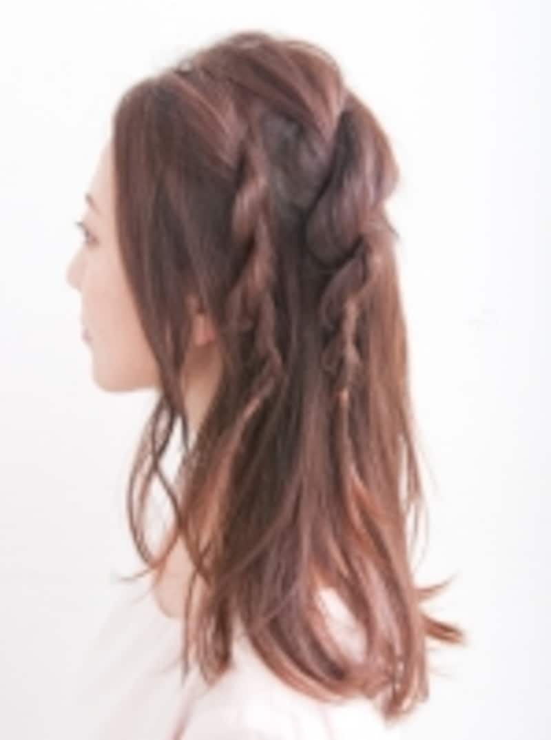 ツイスト編みがポイントのかんたんサイドアップ ヘアアレンジ All About