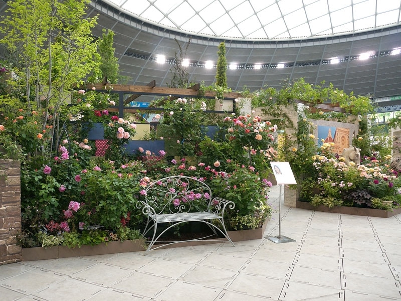 ローズアベニュー