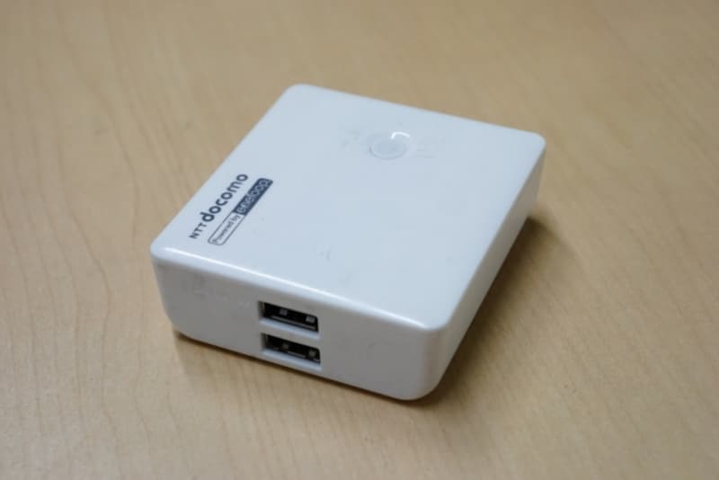 NTTドコモの「ポケットチャージャー02」