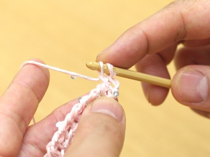 1目編めたところ