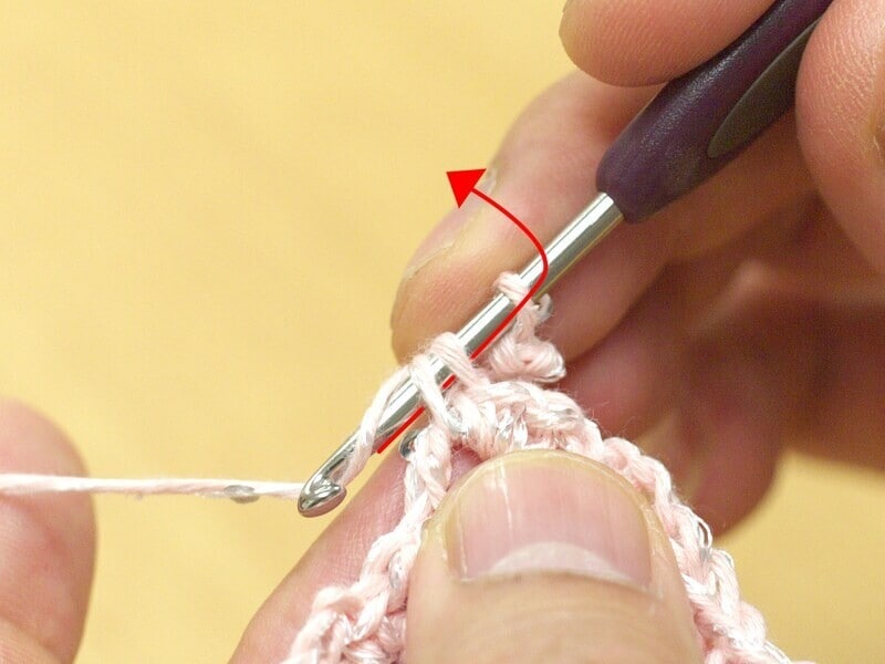 矢印のように引き抜く