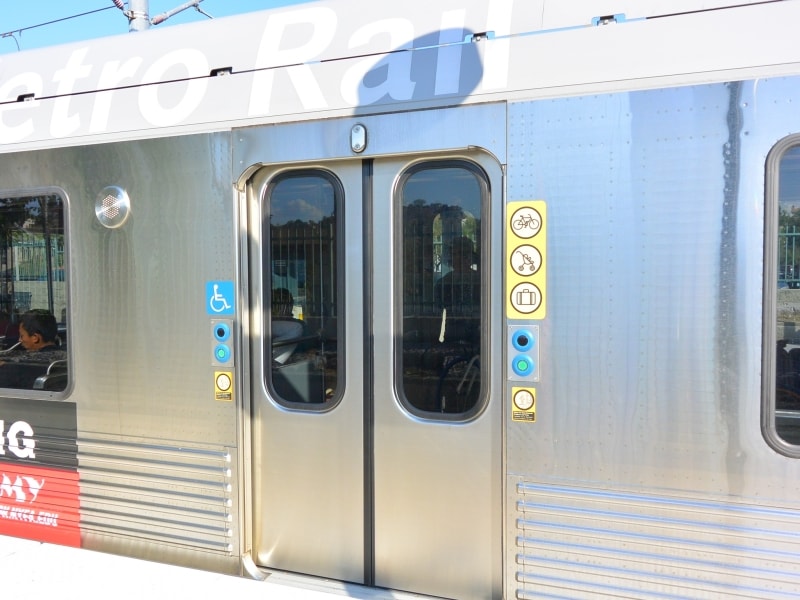 自転車や車椅子、ベビーカー用のスペースが設置されていることの表示