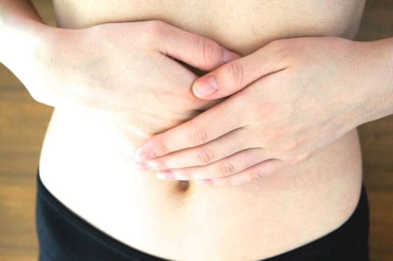 時計回りにマッサージ