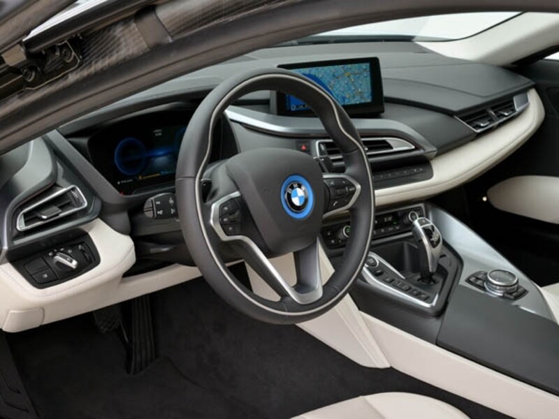 BMW i8