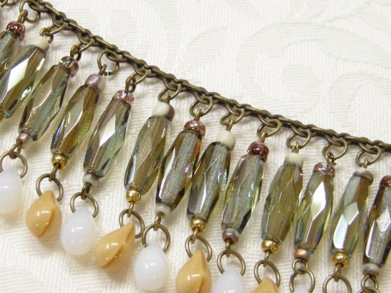 ハートチェーンとビーズで作るオリエンタルネックレス