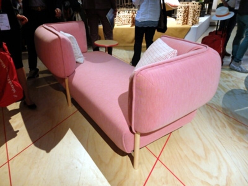 「Tender（テンダー）」 by Patricia Urquiola