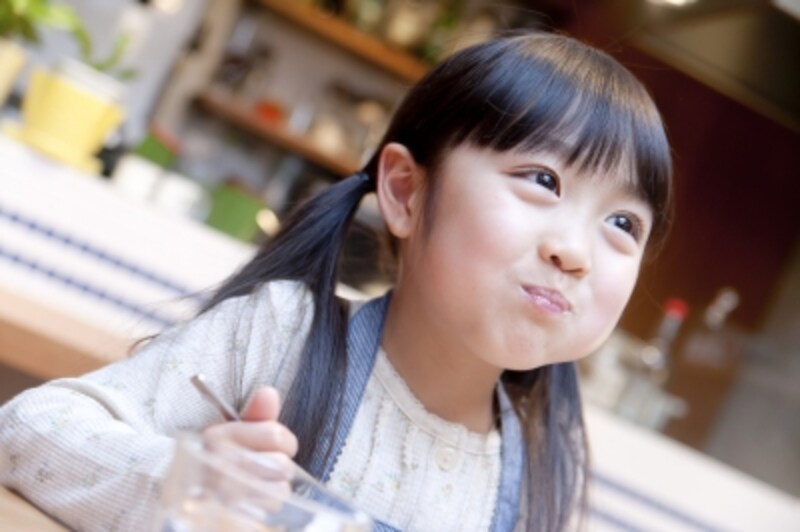 子供用の安全な食器を選ぶ基準