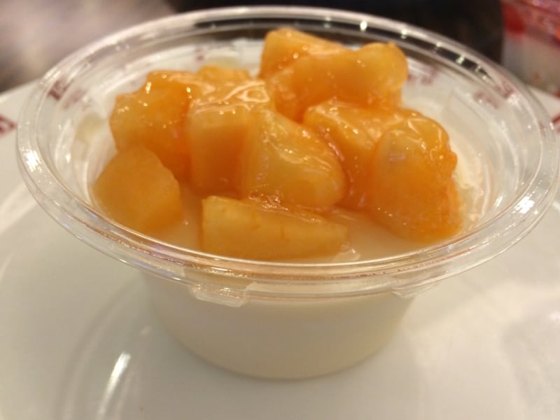 メロンのとろけるプリン 145kcal