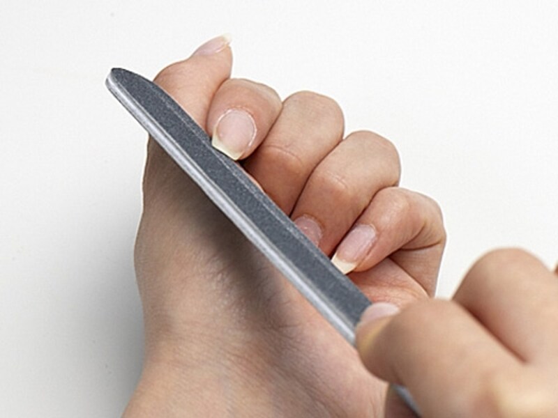 角を取り、ラウンド型に整える