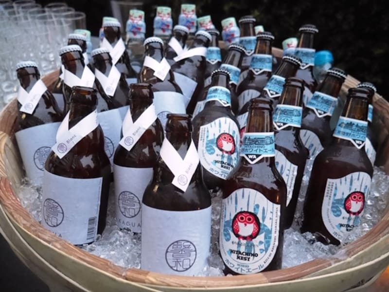 左が「馨和 Blanc」。右は「NESTホワイトエール」