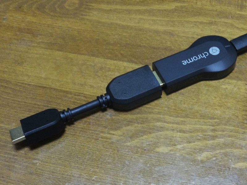 Chromecastの付属の延長ケーブルを挿したところ