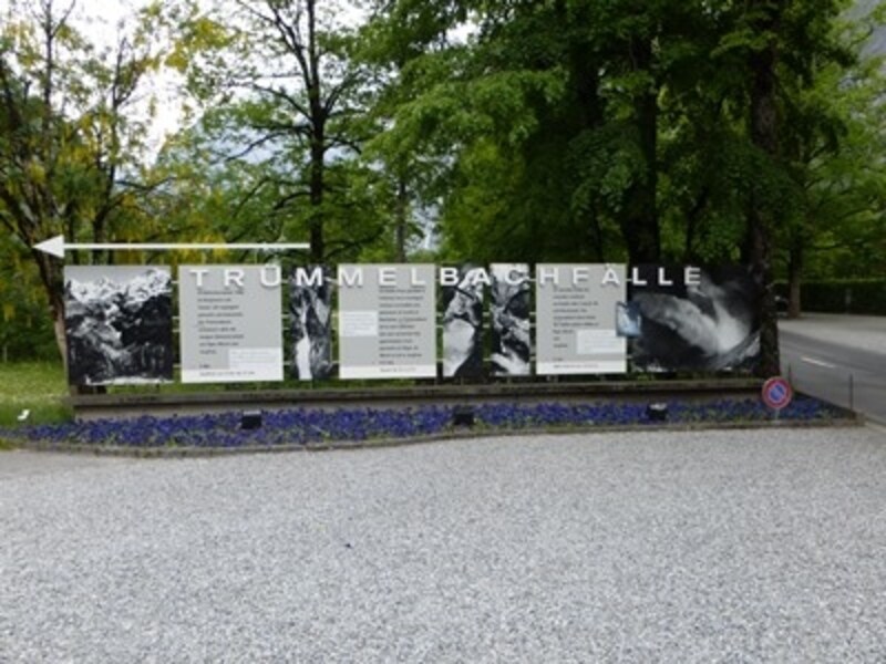 トリュンメルバッハの滝入り口