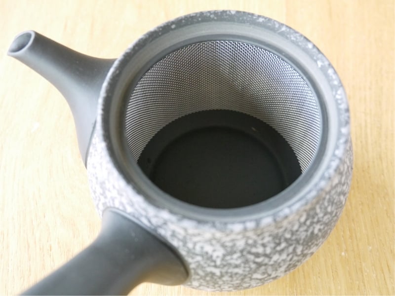 急須の網目(金属製)