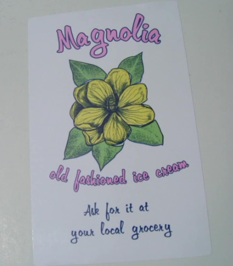 ちなみに店名の「Magnolia」はモクレンという意味。2003年当時のショップカードに、このMagnoliaの花が描かれていました。