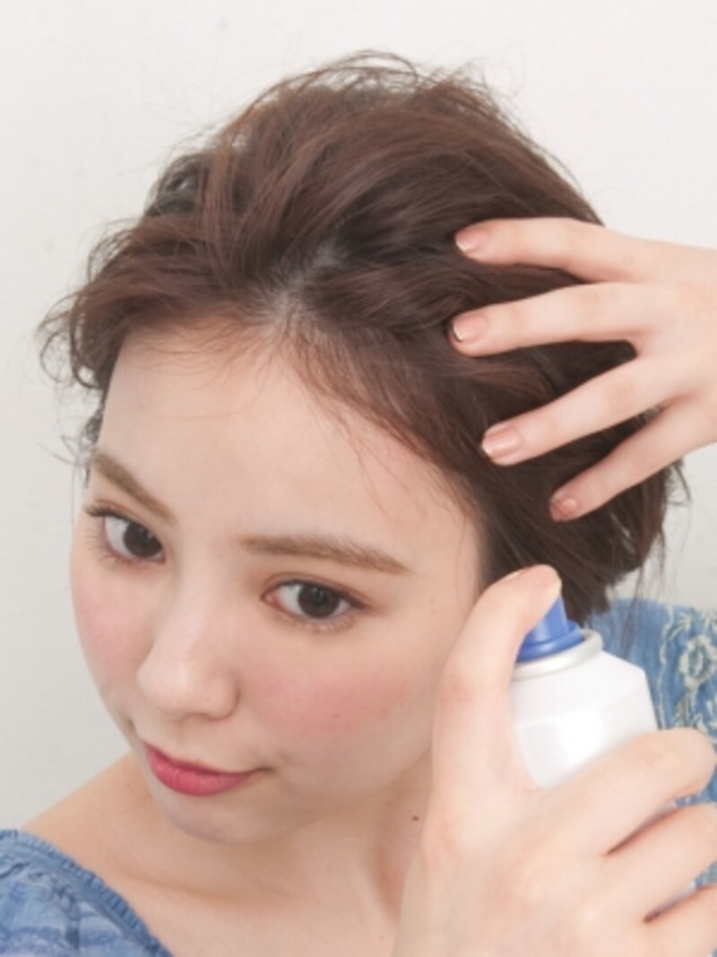 エルサの髪型に アナ雪エルサ風三つ編みヘアアレンジの作り方 結婚式 パーティーヘアアレンジ All About