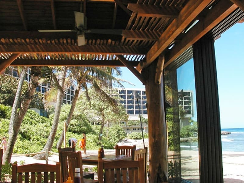 ドライブ途中に寄りたいオアフ最北端のレストラン、オラ。タートルベイ・リゾート内