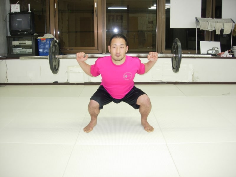 バックスクワットundefinedボトムポジション（前）