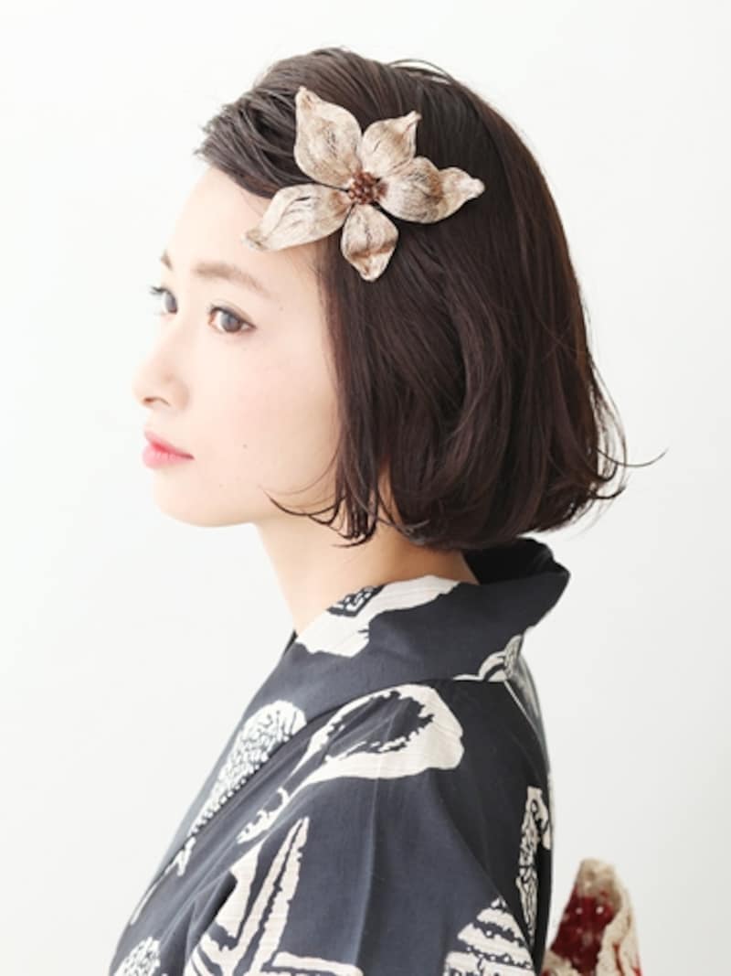 ショート浴衣・アシンメトリーがツヤっぽい簡単ヘア