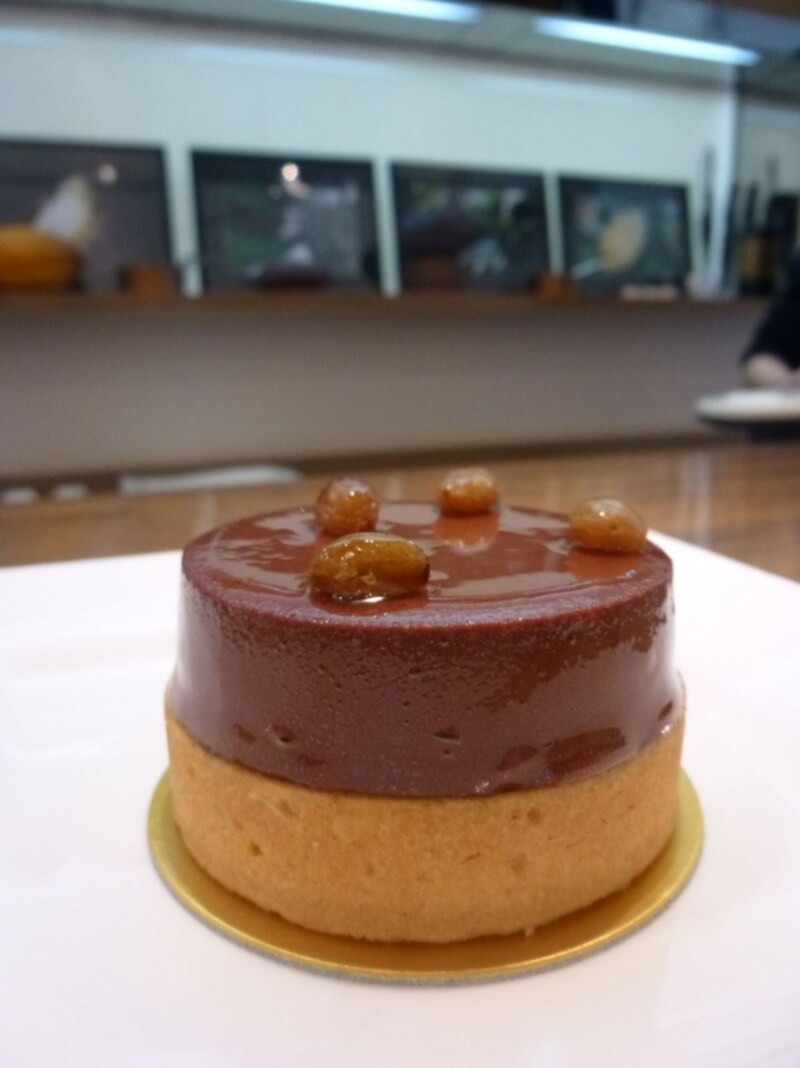 ケーキの名前はラムの産地に由来します