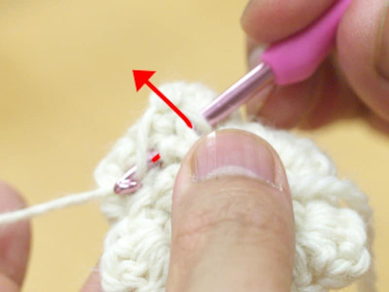 糸をかけて引き抜く