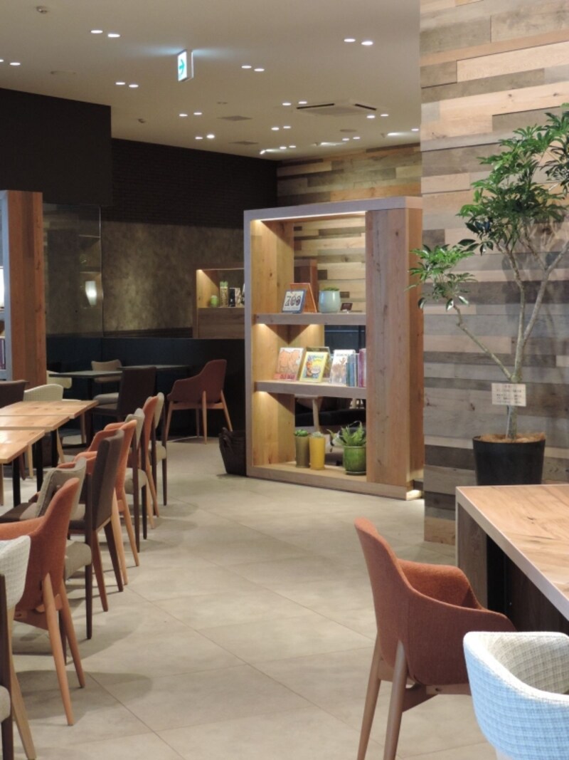 「カフェベネ」「赤坂一ツ木通り店」の内観