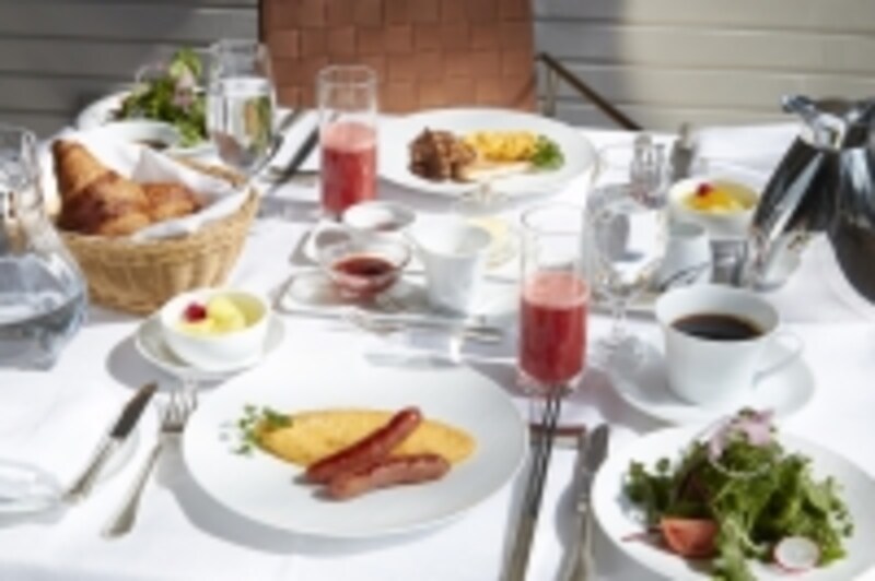 朝食