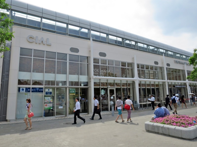 CIAL桜木町 みなとみらい側外観
