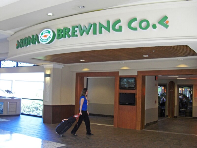 ホノルル国際空港内のエアパブ