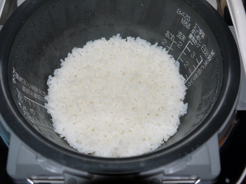 圧力ＩＨ炊飯ジャー『極め炊き』NP-QA06型“極め羽釜”