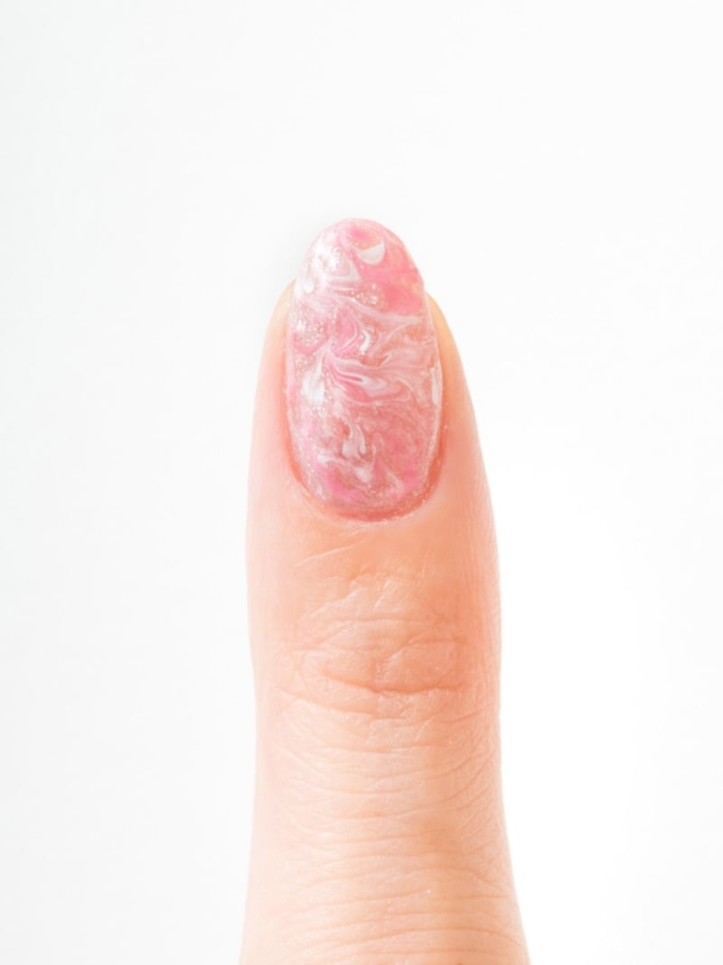 ピンクがメインカラーのマーブル