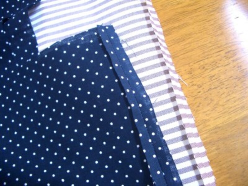 縫い目は割っておく