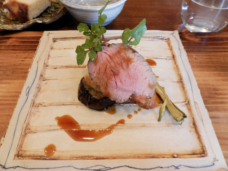 メインの小牛のロースト