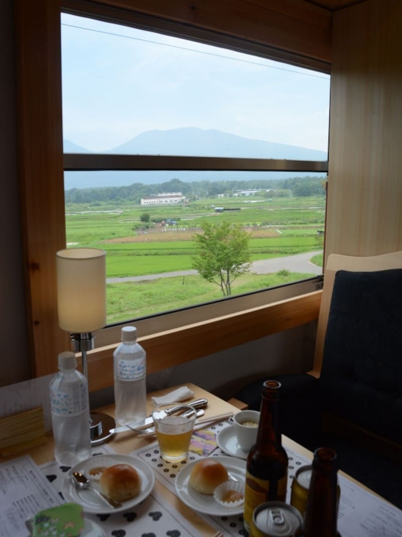 浅間山を眺めながらの食事