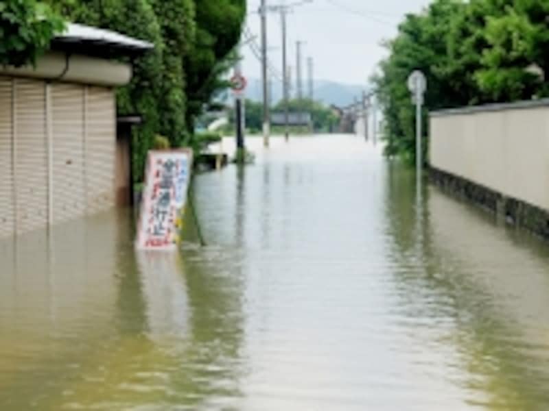水害保険金は床上浸水以上の損害が対象
