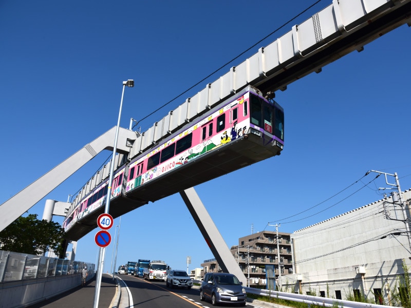 湘南モノレールは、大船駅―湘南江の島間を所要時間わずか14分で結びます！