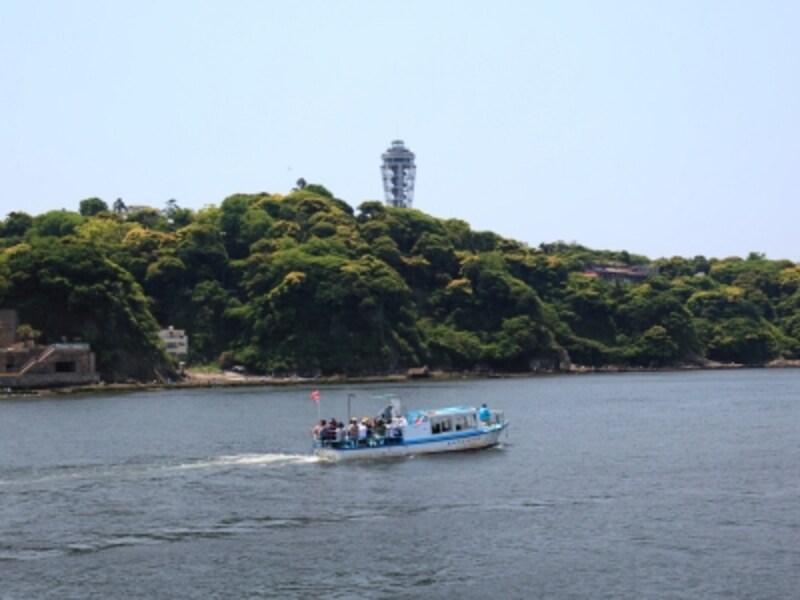 遊覧船 べんてん丸(写真提供：藤沢市観光協会)