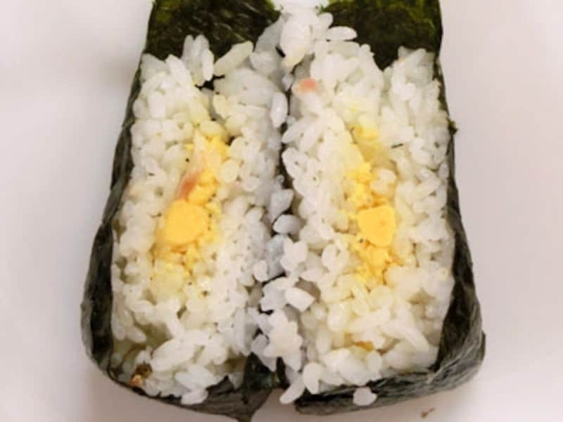 デイリーヤマザキ味わいむすびベーコンエッグ