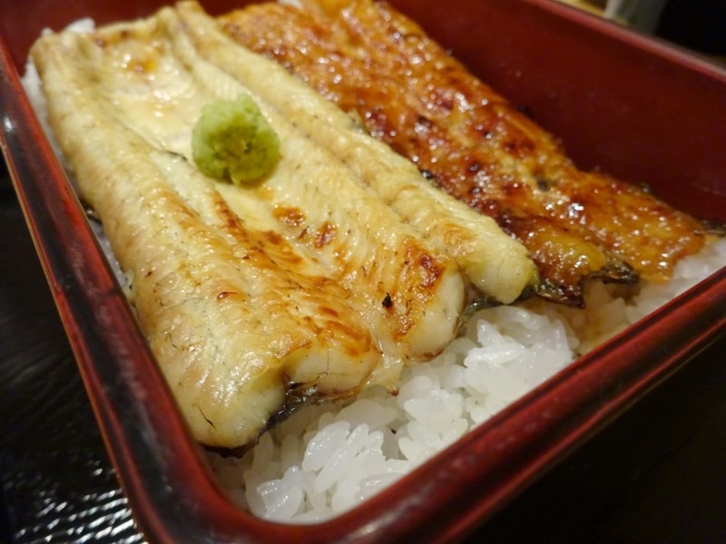 白焼きと蒲焼を同時に楽しめる