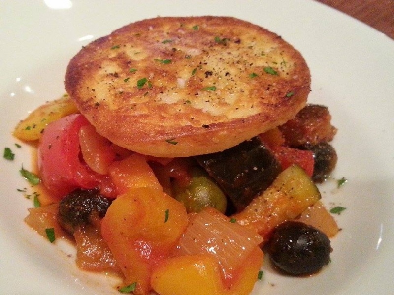 カポナータと焼きカチョカヴァッロ シラーノ