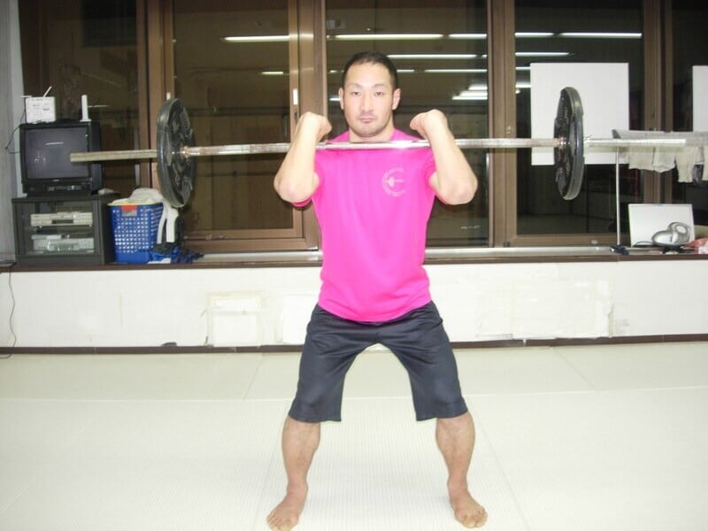 フロントスクワット(前)