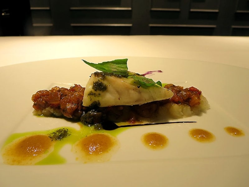 本日おすすめ魚のヴァプール バジル風味のラタトゥイユ添え