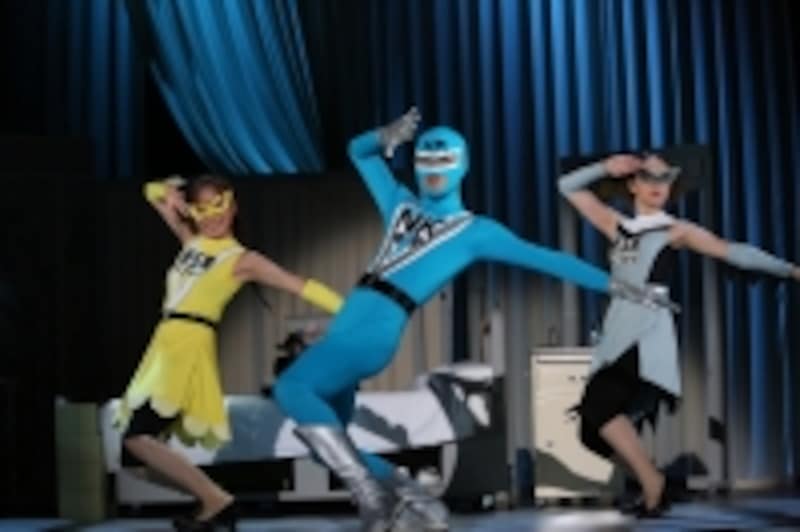 『道化の瞳』写真提供：東宝演劇部