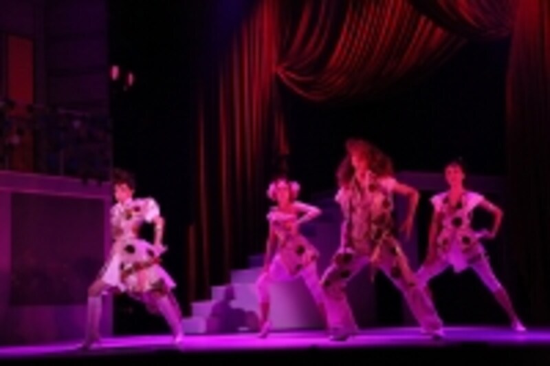 『道化の瞳』写真提供：東宝演劇部